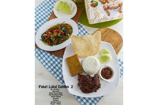 Menu Delivery Ayam Tulang Lunak Hayam Wuruk