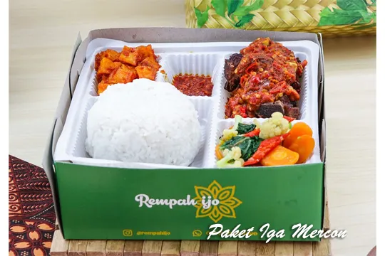 Menu Delivery Rempah Ijo